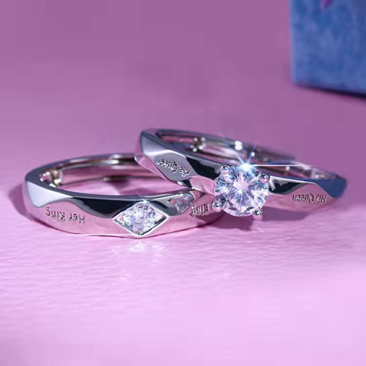 Couple's Ring for Men and Women's Platinum-plated Ring Engraving Her King His Queen