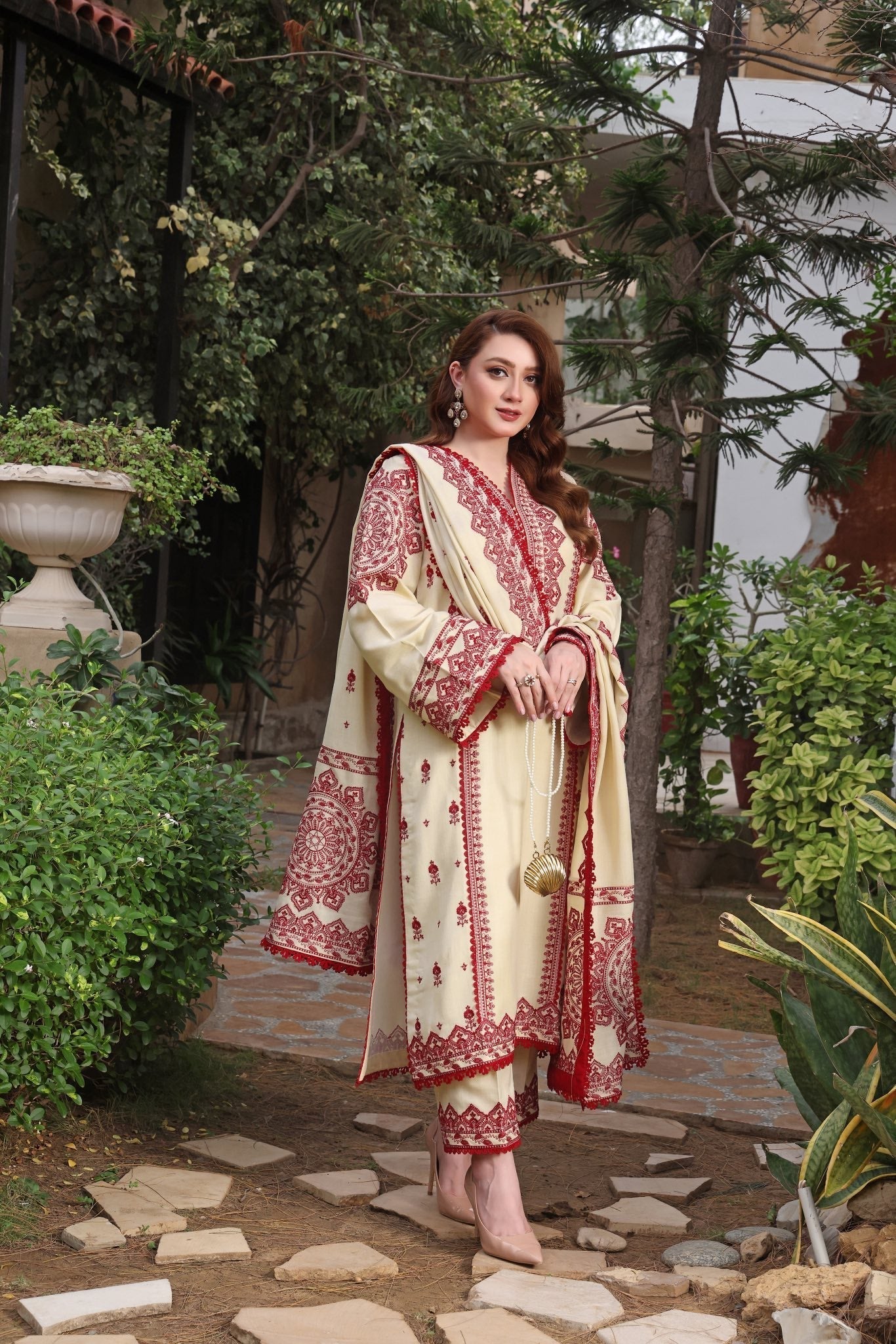 ASIM JOFA-3PC DHANAK EMBROIDERED BIC-4304