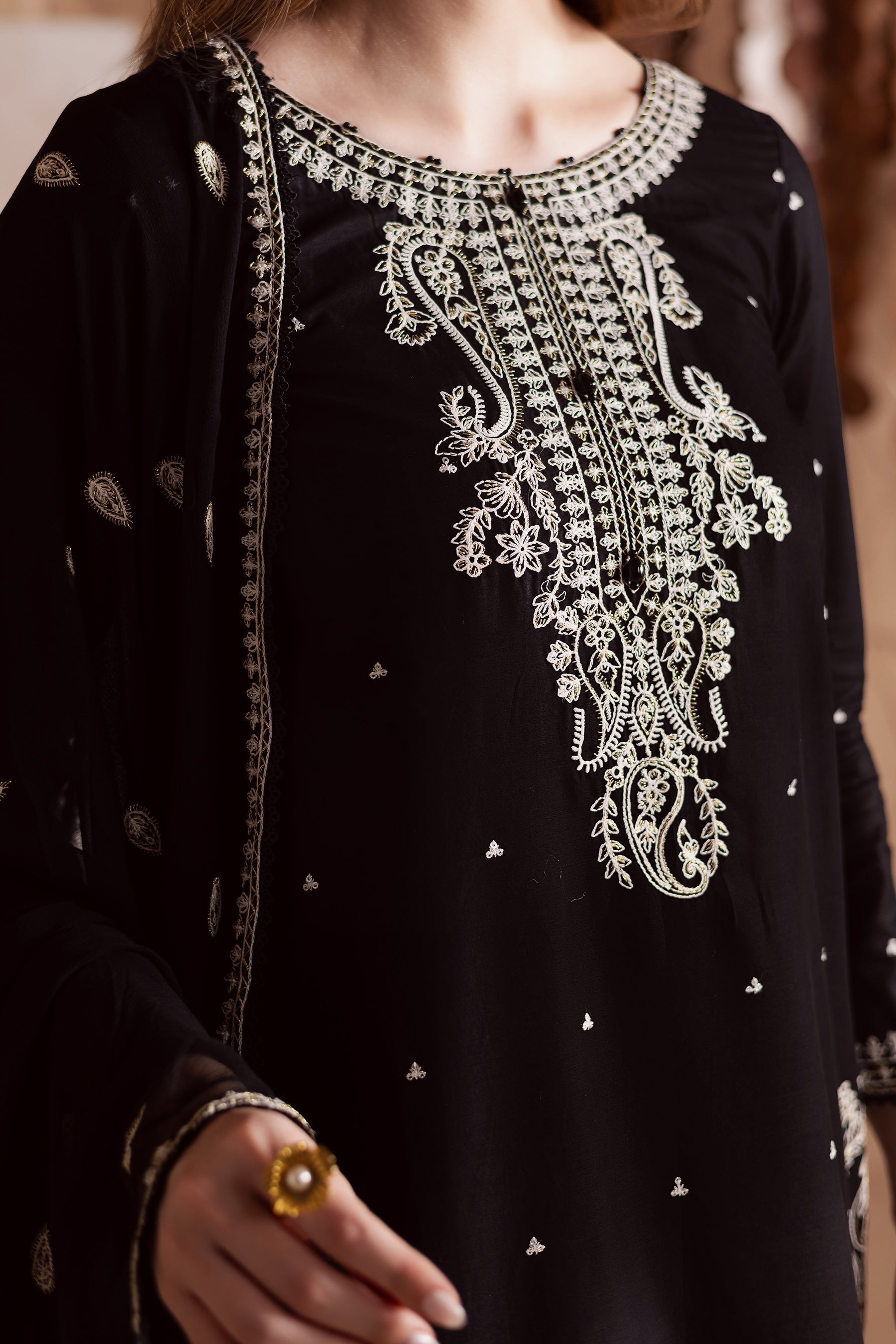 BATIK-3PC DHANAK EMBROIDERED BIC-4155