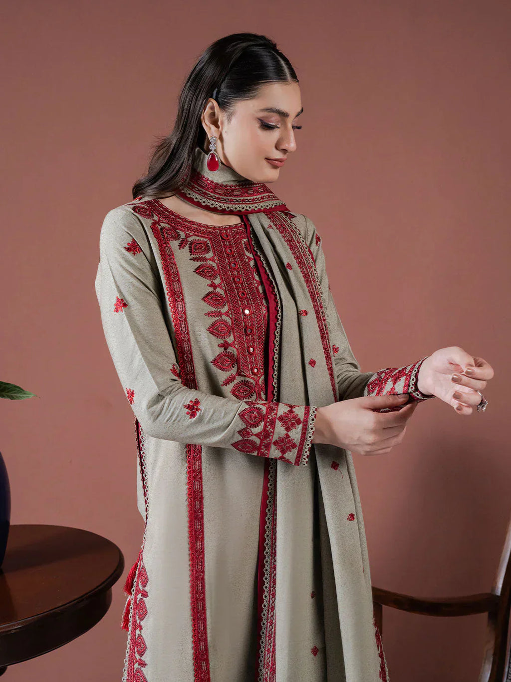 ASIM JOFA-3PC DHANAK EMBROIDERED BIC-4001