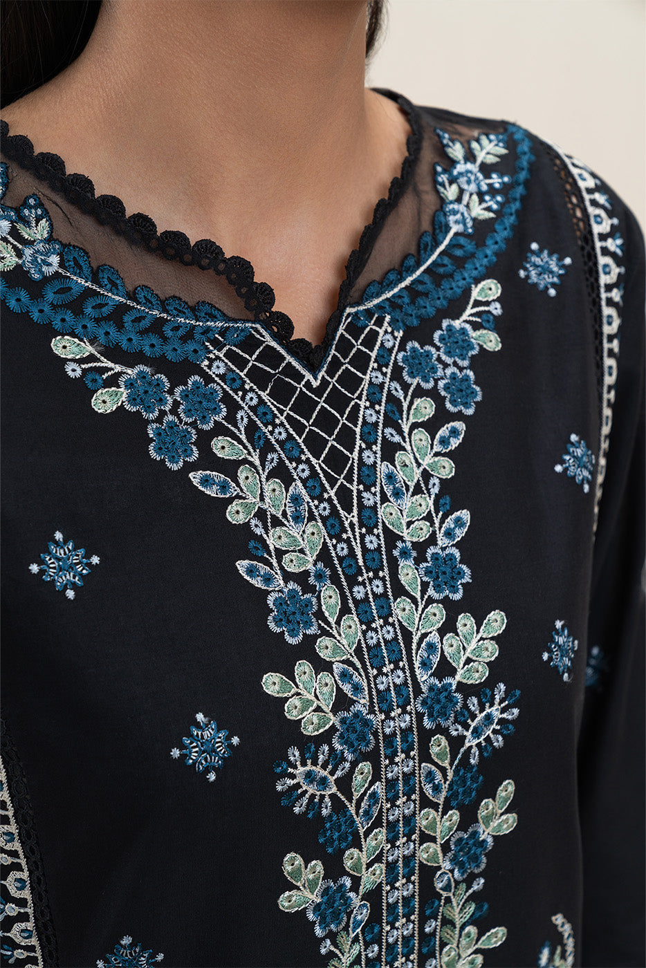 BEECHTREE-3PC KARANDI EMBROIDEREDBIC-4258