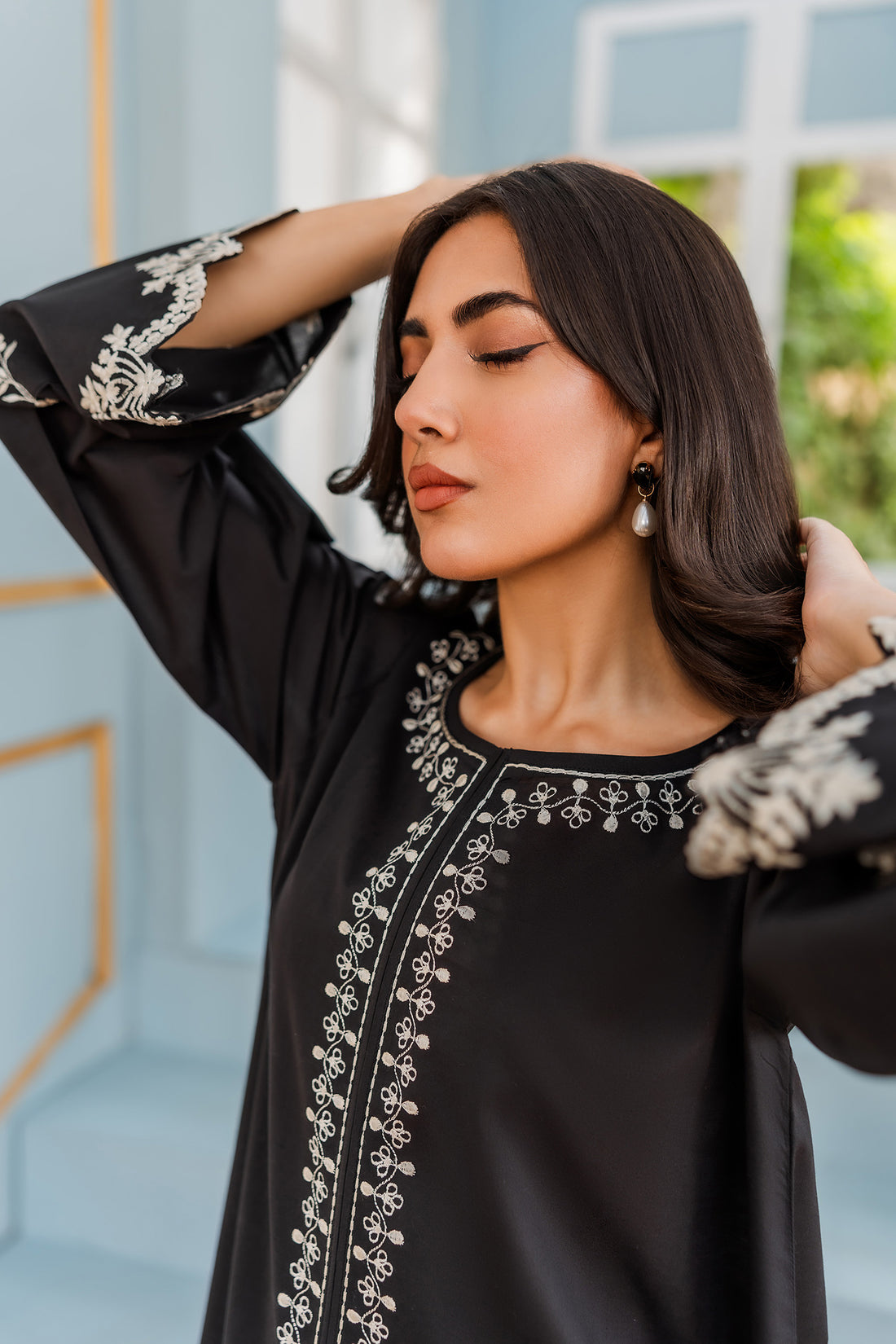 3PC Dhanak Embroidered Suit with Organza Embroidered Dupatta