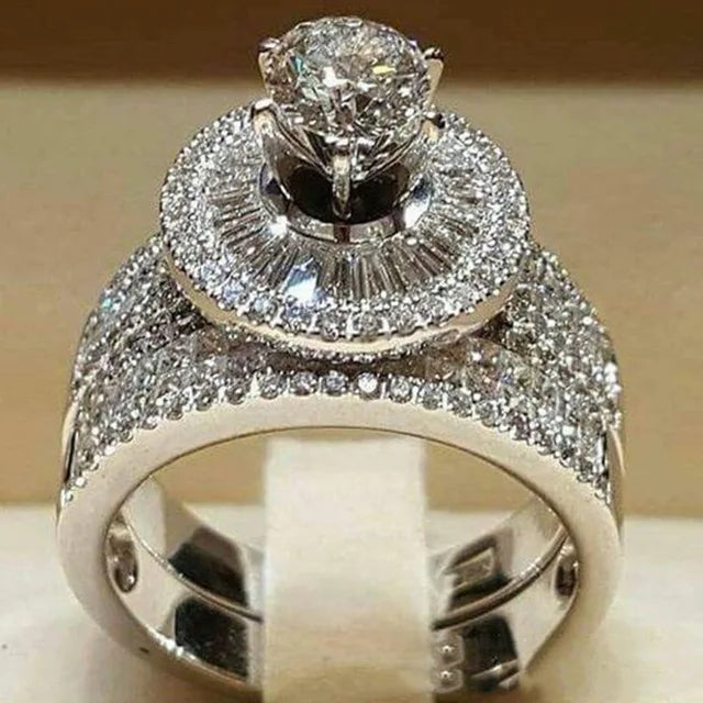 Classic Wedding Engagement Ring for Women